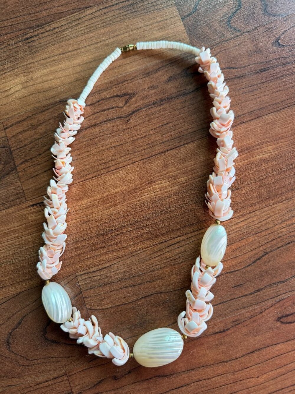 Vintage Peachy Pink Shell Necklace Heishi